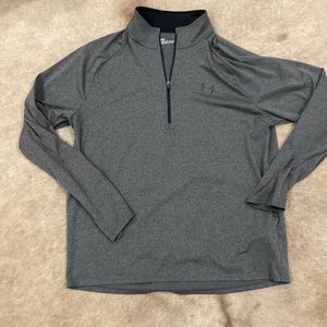 NWOT Under Armor large pull over